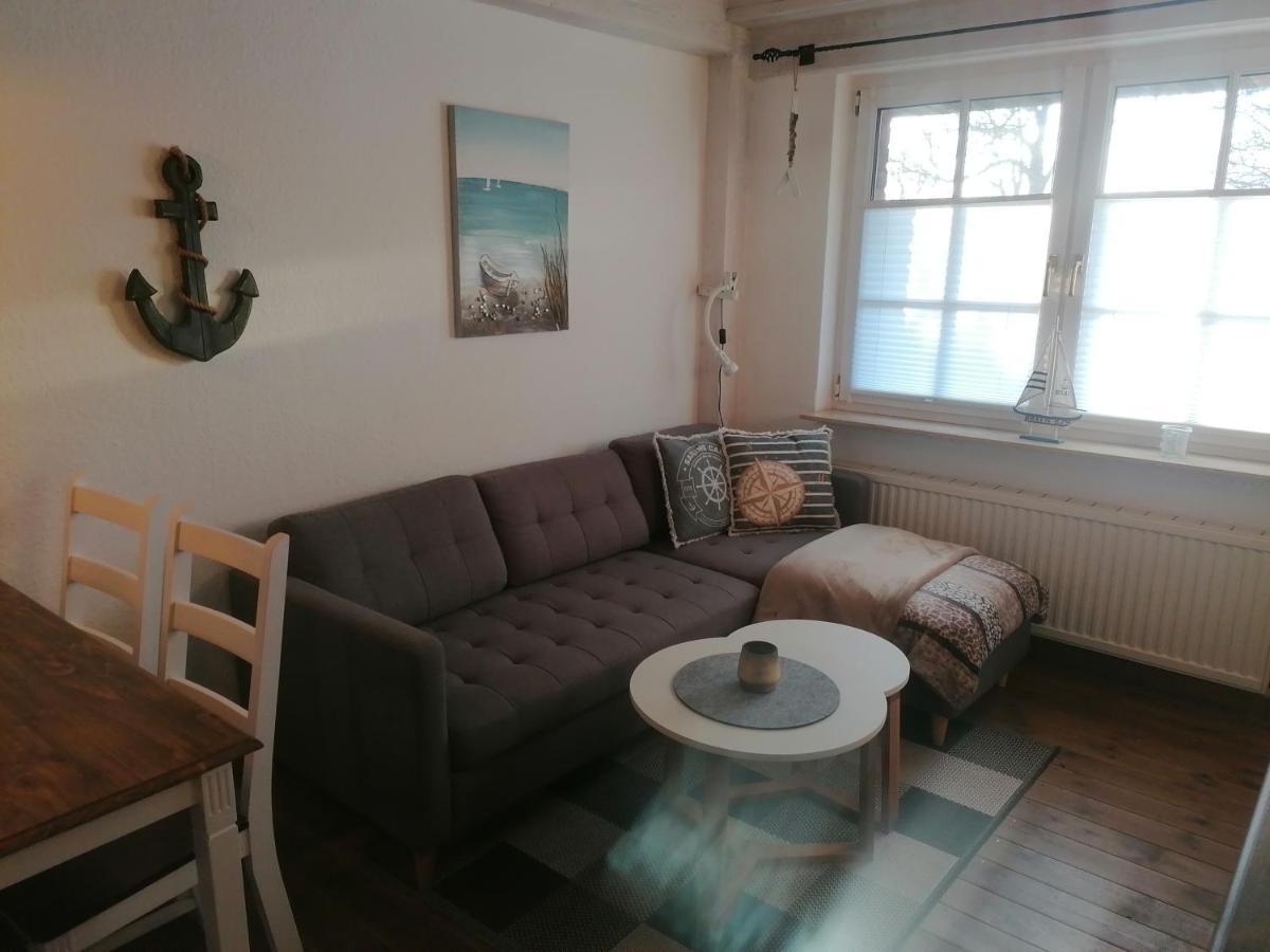 Boddenhus Auf Ruegen - Ferienwohnungen Und Pension Rappin Zewnętrze zdjęcie