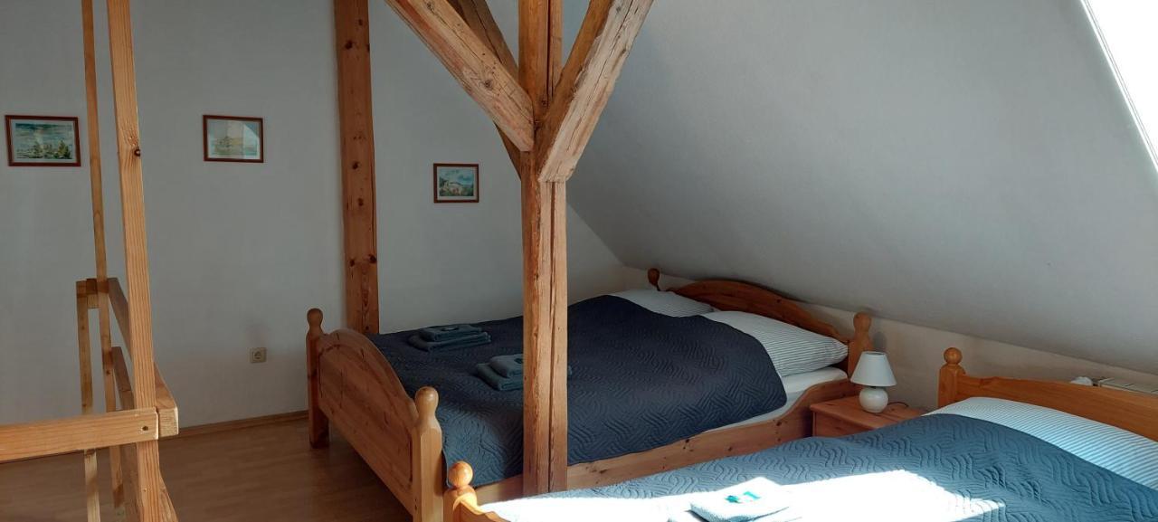 Boddenhus Auf Ruegen - Ferienwohnungen Und Pension Rappin Zewnętrze zdjęcie